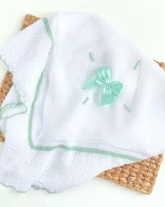 TOQUILLA PETALO BALNCO VERDE