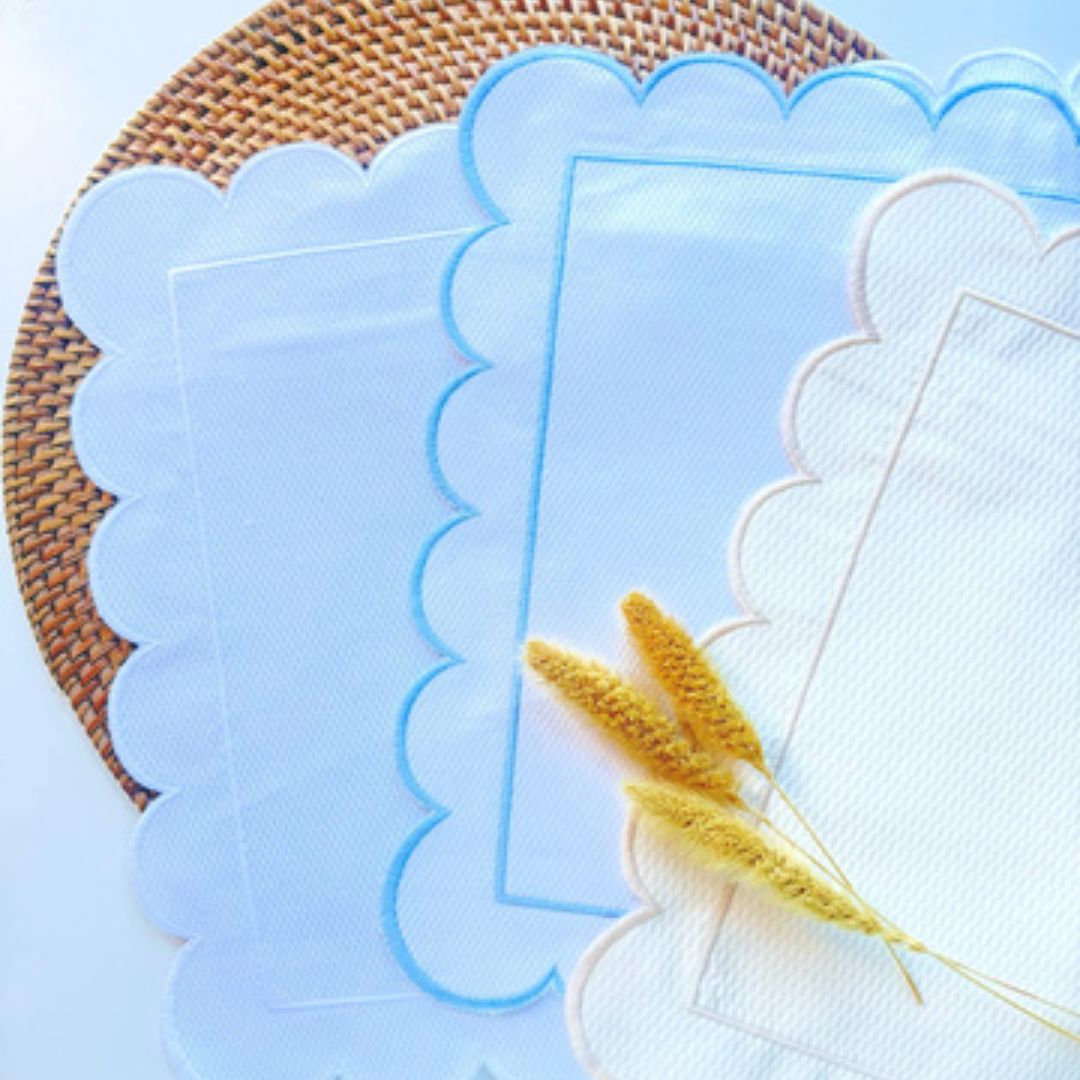COJIN DELUX BLANCO AZUL